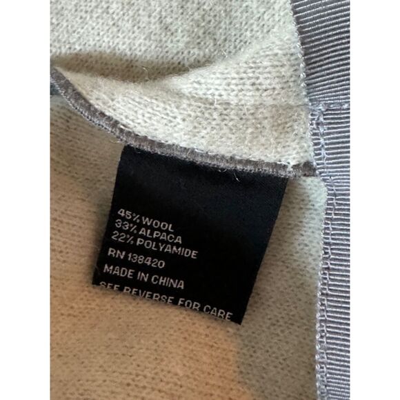 Per Se By Carlisle Wool Grey/Cream wrap cardigan, Size 0 - Picture 6 of 7
